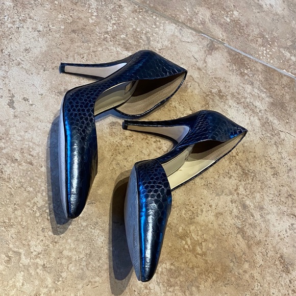 BCBG Generation Shoes in Size 9M/39 - Picture 14 of 16